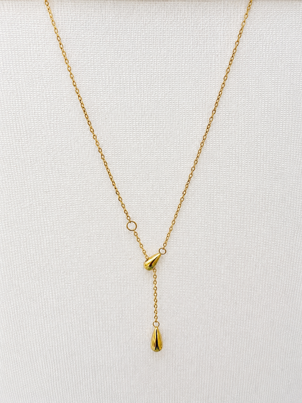 Gold Teardrop Lariat Necklace