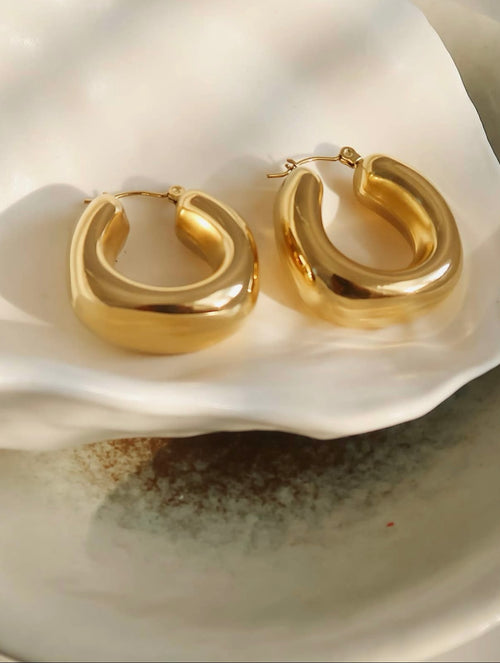 Hunter 18K Gold Non-Tarnish Classic U Hoop Earring